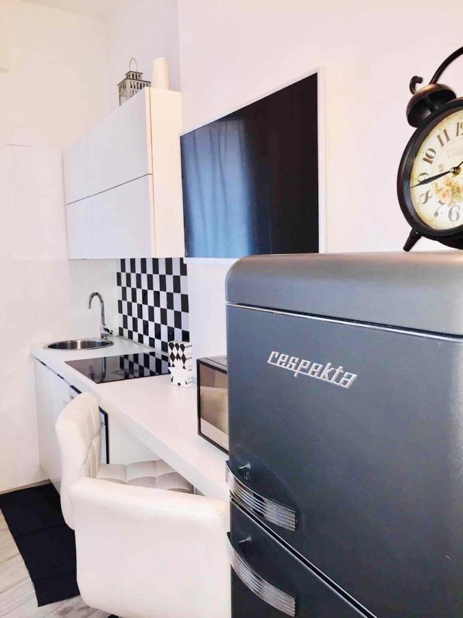 Joo'S Flat Bed & Breakfast Milano Exterior foto